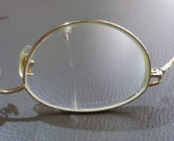 捨てたら損！18金製金縁眼鏡のフレームは高額査定の可能性大！