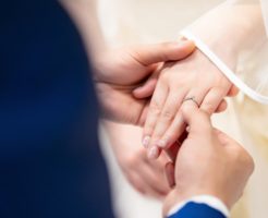 婚約・結婚指輪を売る理由5選！離婚後の指輪は捨てずに買取査定に出してみよう!